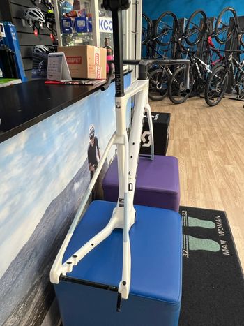 Used Megamo PULSE 04 SLR 2026 Frameset 2026 Road & Gravel, White — image 3 of 12