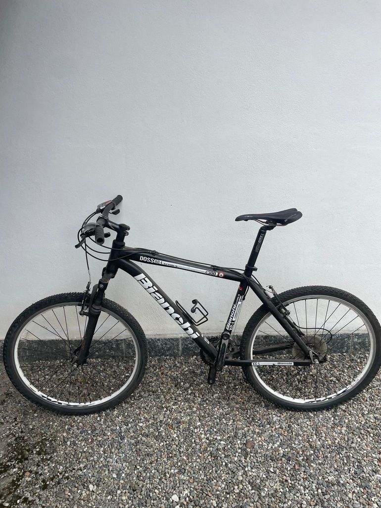 Used Bianchi Bianchi Custom Shimano Deore XT 2015 Mountainbike — image 2 of 3