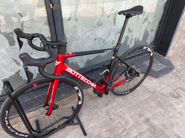 Used Bottecchia Custom Shimano 105 Di2 2023 Road & Gravel, Red — image 6 of 13