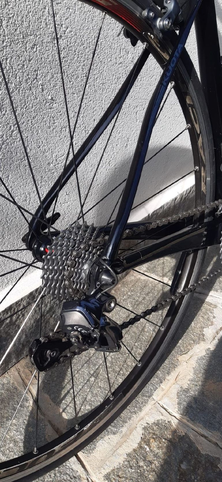 Used kouta Kouta Custom Shimano Ultegra Di2 2015 Road & Gravel — image 3 of 4