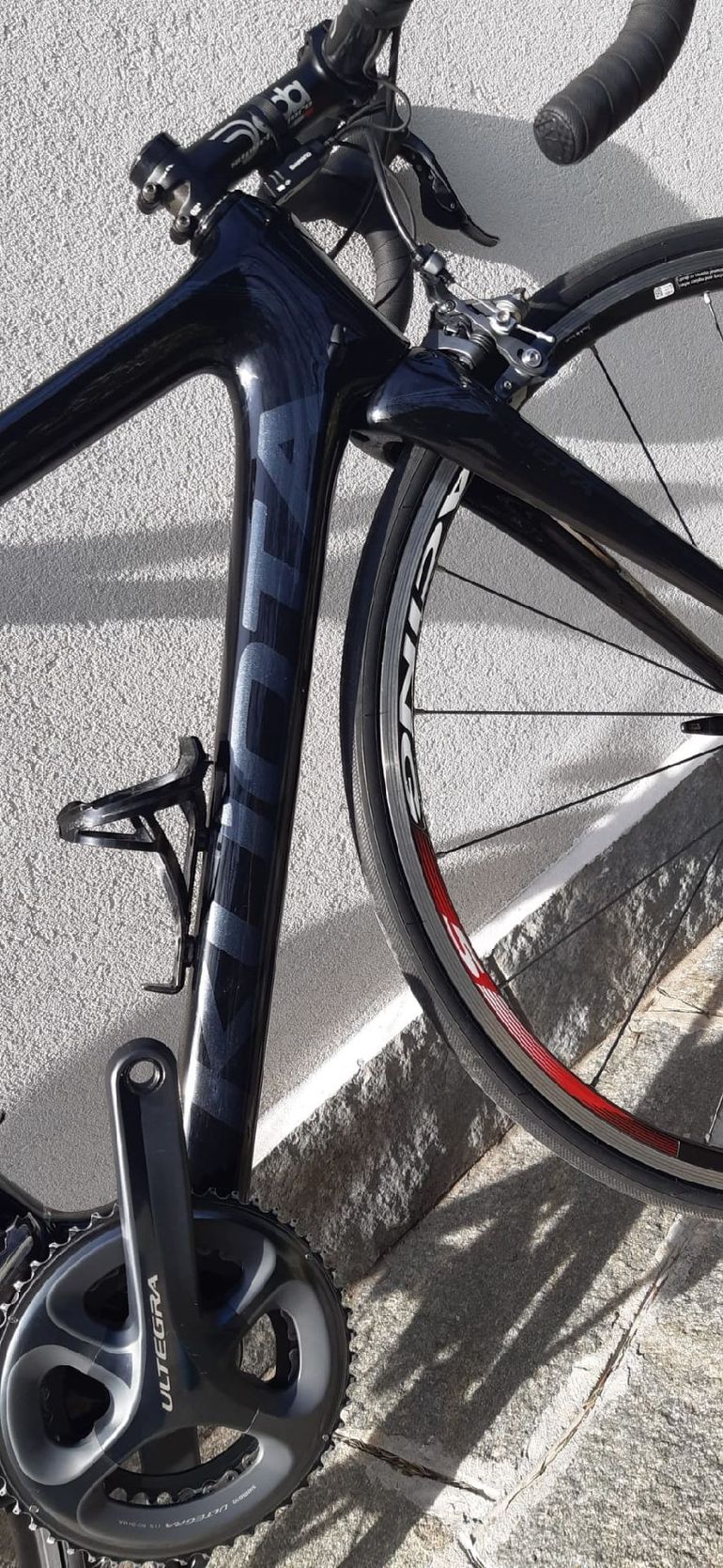 Used kouta Kouta Custom Shimano Ultegra Di2 2015 Road & Gravel — image 2 of 4