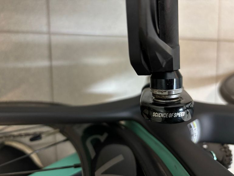 Used Bianchi Oltre PRO Durace Di2 2023 2023 Road & Gravel, Green — image 26 of 30