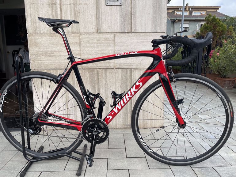 Used Specialized Specialized S-Works Tarmac SL4 2017 Road & Gravel, Red — image 2 of 9
