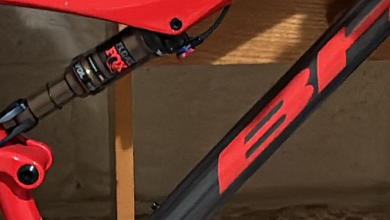 Used BH LYNX RACE EVO CARBON 8.5 2022 2022 Mountainbike, Gris claro — image 4 of 6