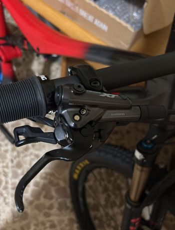 Used BH LYNX RACE EVO CARBON 8.5 2022 2022 Mountainbike, Gris claro — image 3 of 6