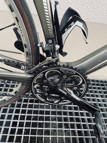 Used Giant Defy Composite 2 2014 2014 Road & Gravel, Light Gray — image 5 of 12