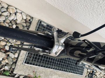 Used Giant Defy Composite 2 2014 2014 Road & Gravel, Light Gray — image 11 of 12