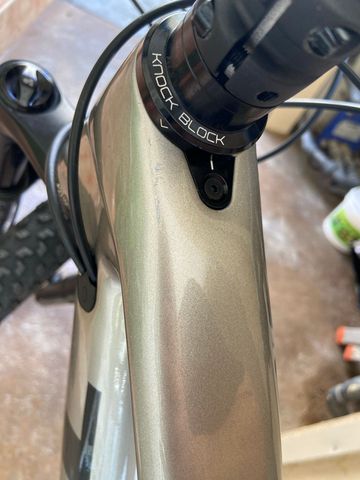 Używany Trek Top Fuel 9.7 2021 2021 Mountainbike — zdjęcie 8 z 8
