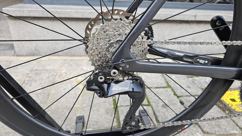 Used Trek EMONDA SL6 Pro Disc Di2 2023 Road & Gravel, Light Gray — image 12 of 19
