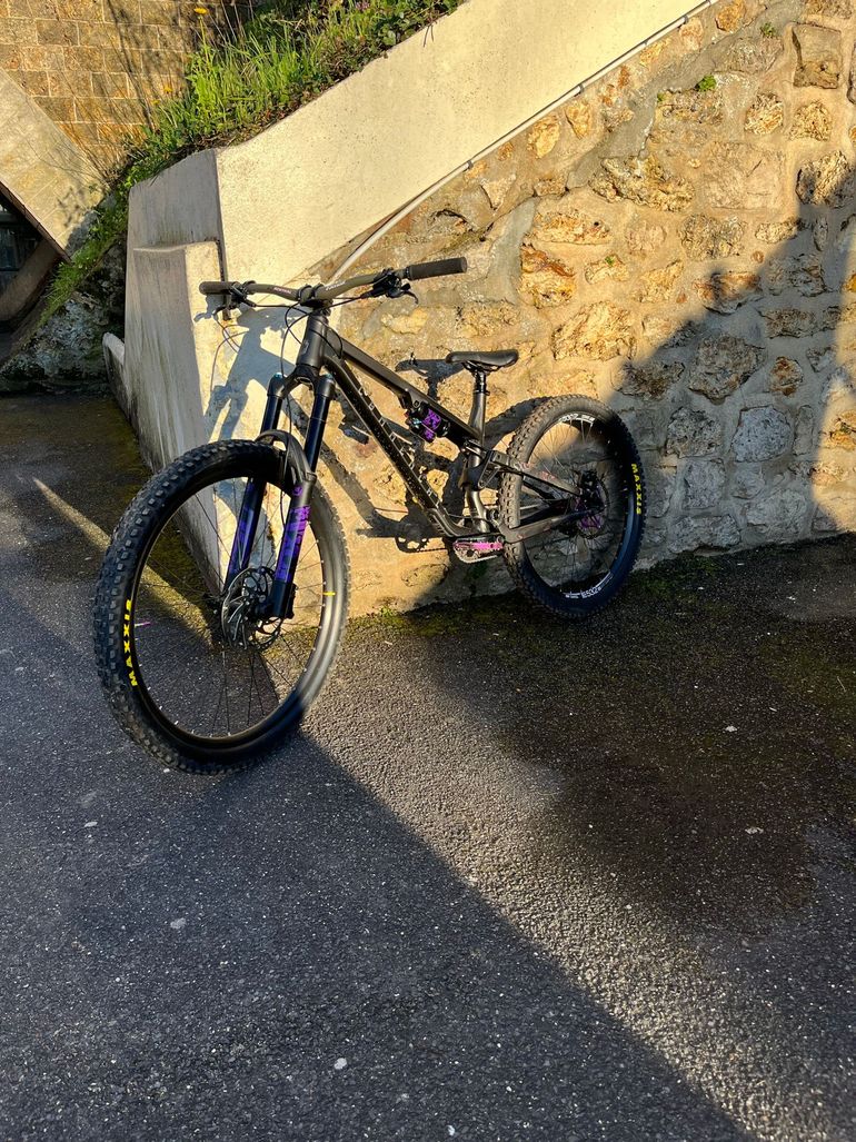 Used Commencal META SX ESSENTIAL 2 2022 Frameset 2022 Mountainbike — image 4 of 4