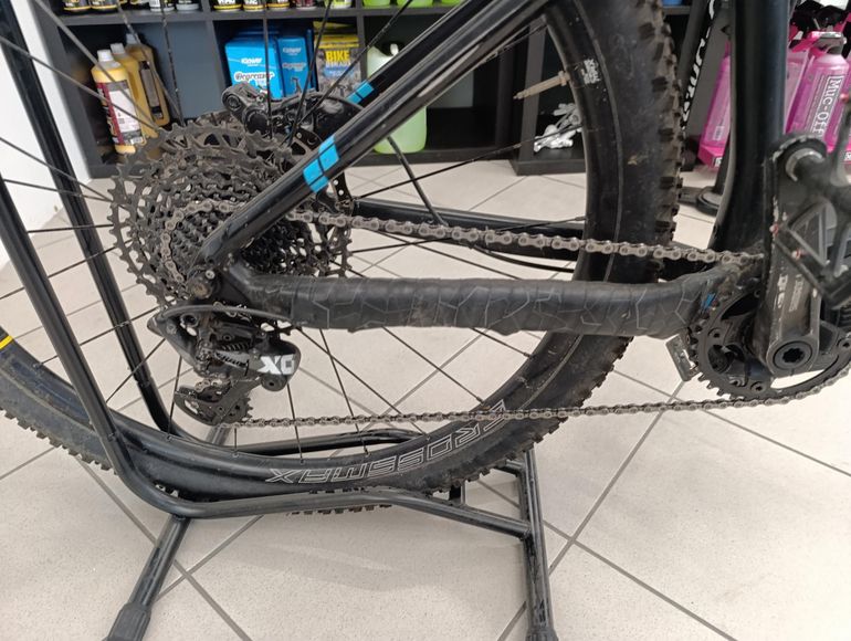 Used Focus BOLD² 29 2018 2018 Mountainbike, Black, 29 — image 3 of 7