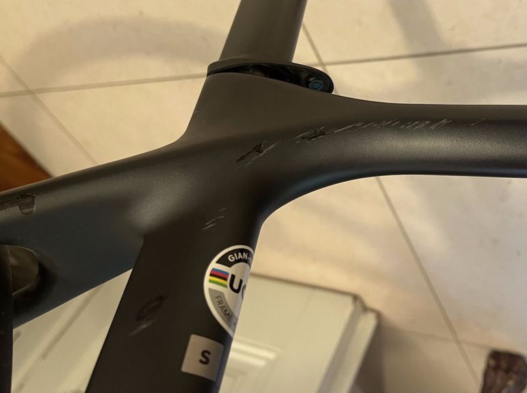 Used Giant TCR Advanced 1 Disc 2021 2021 Road & Gravel, Black — image 6 of 8