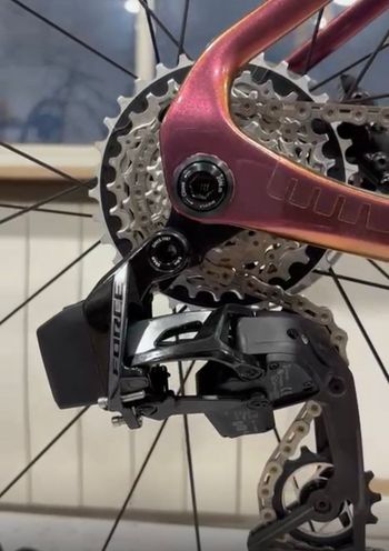 Used Basso SV SRAM Force eTap AXS 2025 Road & Gravel — image 5 of 6