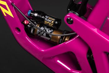 Santa Cruz, Bronson X0 AXS / Carbon CC 2025