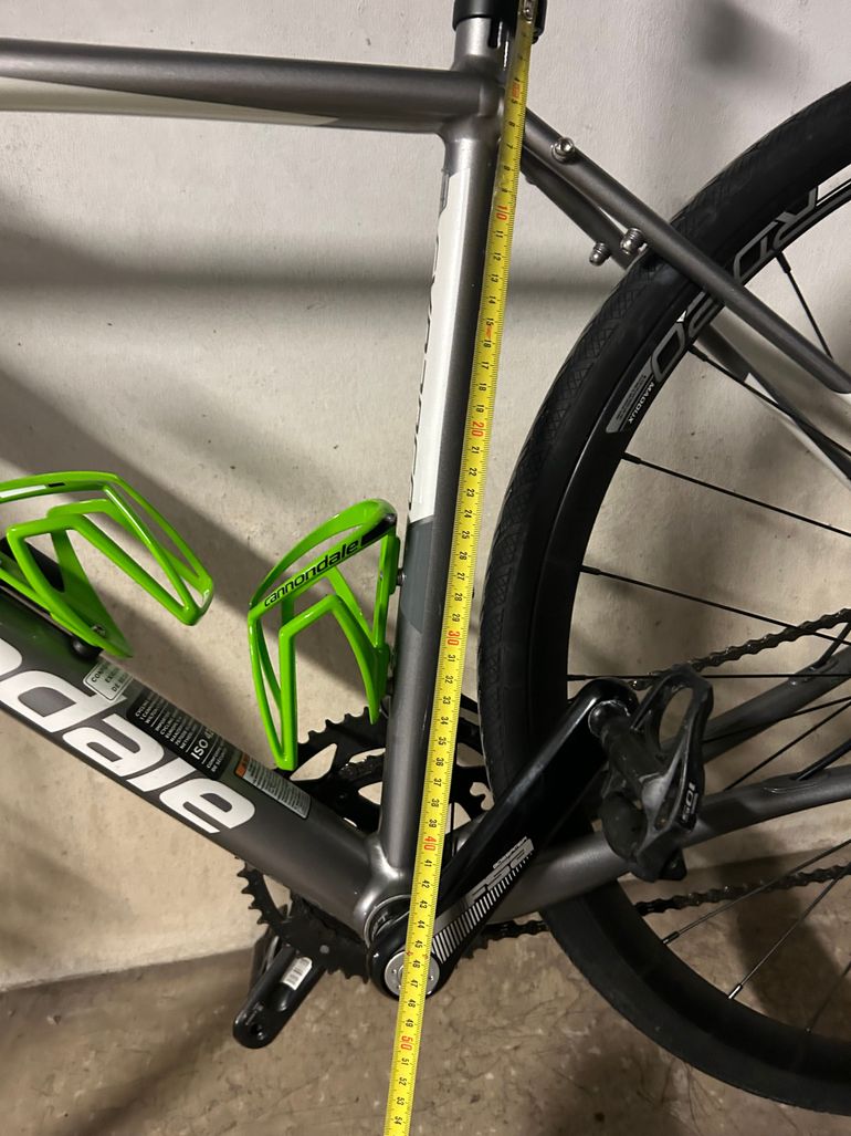 Used Cannondale Synapse Disc 105 2018 2018 Road & Gravel, Light Gray — image 16 of 18