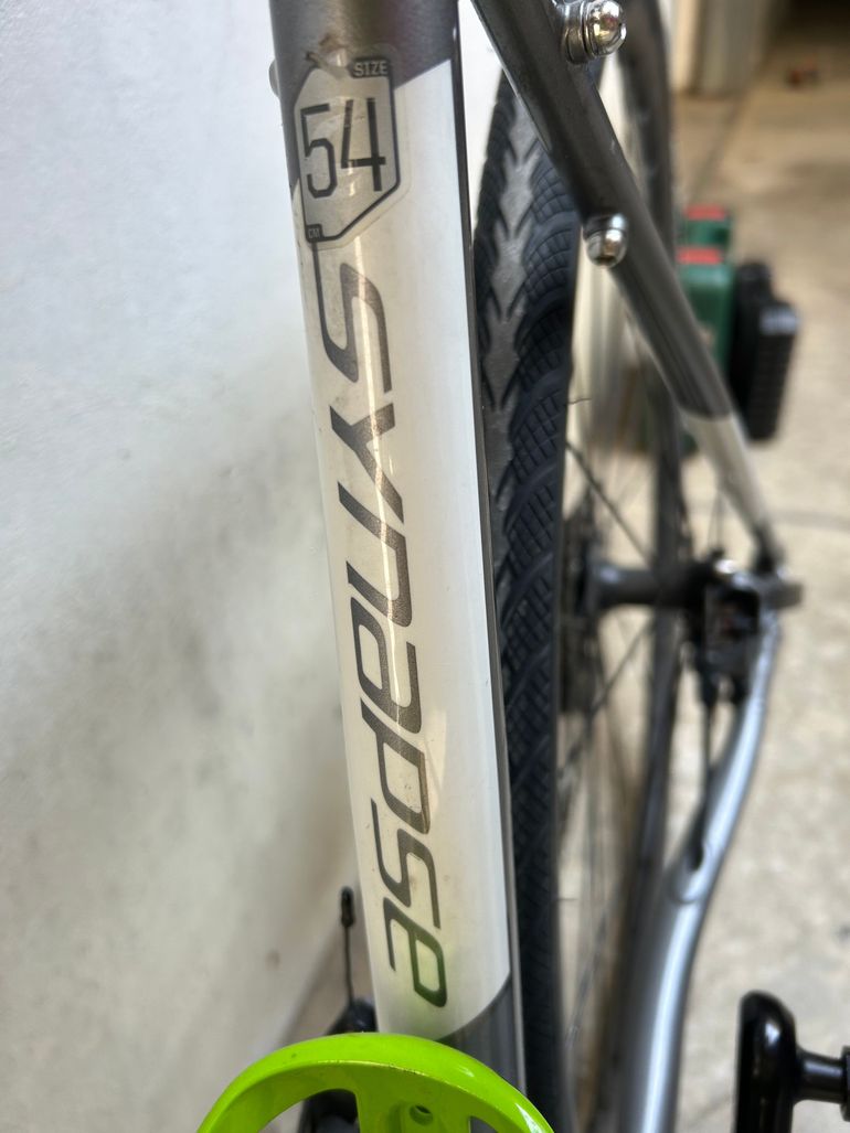Used Cannondale Synapse Disc 105 2018 2018 Road & Gravel, Light Gray — image 14 of 18