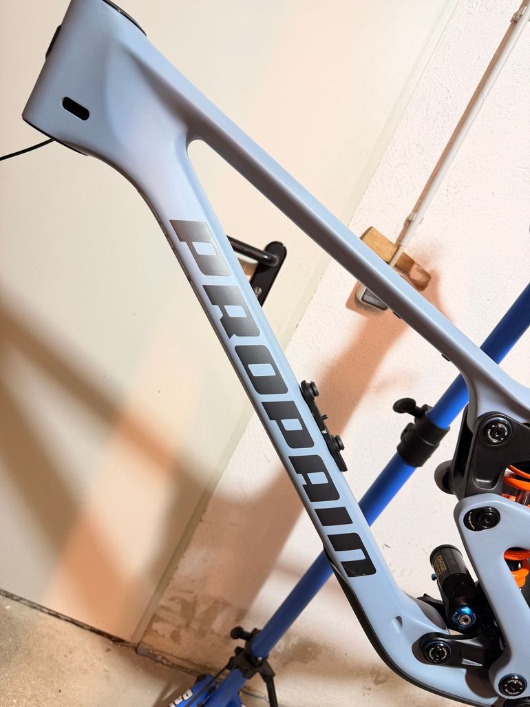Used Propain Propain Tyee CF 6.1 MX/29“ Gr. L Frameset 2025 Mountainbike, Blue — image 15 of 15
