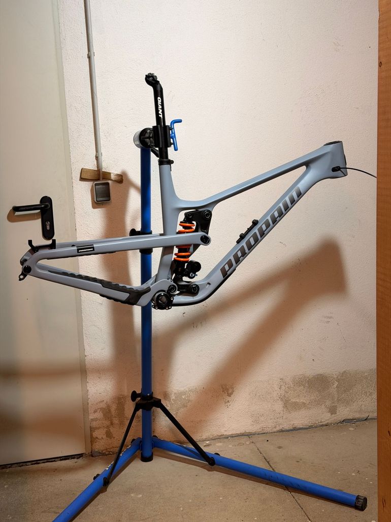 Used Propain Propain Tyee CF 6.1 MX/29“ Gr. L Frameset 2025 Mountainbike, Blue — image 1 of 15