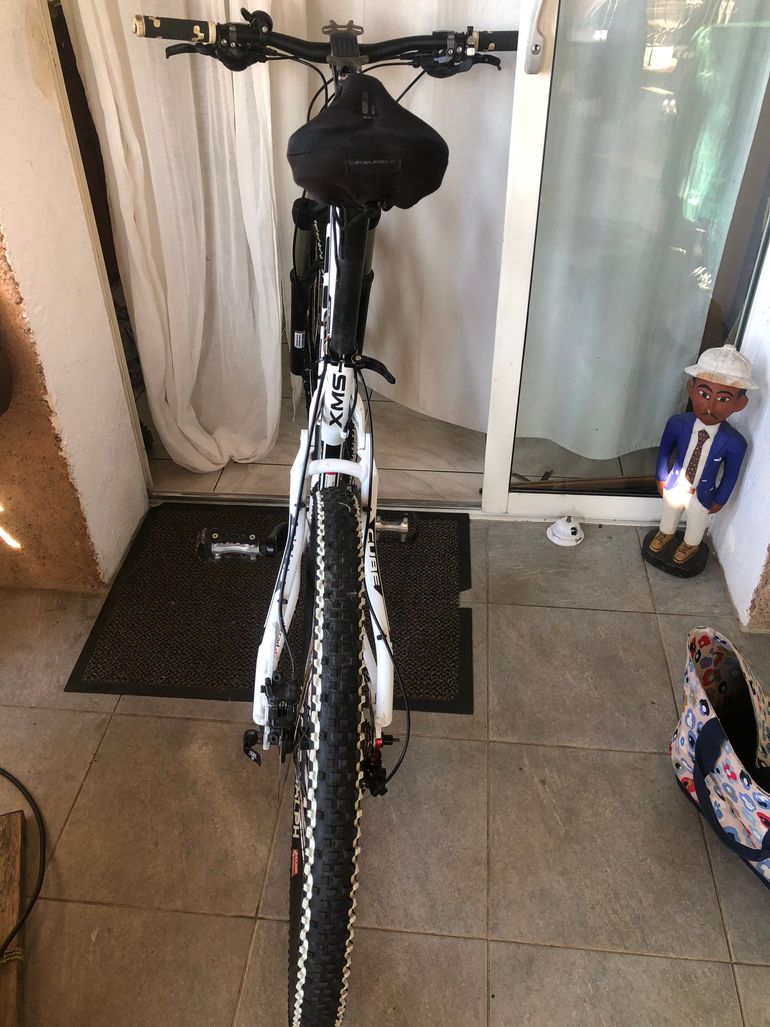 Used CUBE Cube XMS FSP 4Link 2012 Mountainbike — image 8 of 12