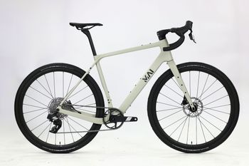 Mai, Mai Versa CGP Allroad 700 SRAM Apex AXS XPLR 1x12