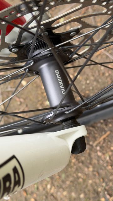 Used Gilbertson Custom Shimano SLX 2016 Mountainbike, Light Gray — image 15 of 15