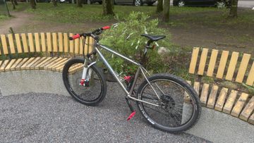 Used Gilbertson Custom Shimano SLX 2016 Mountainbike, Light Gray — image 6 of 15