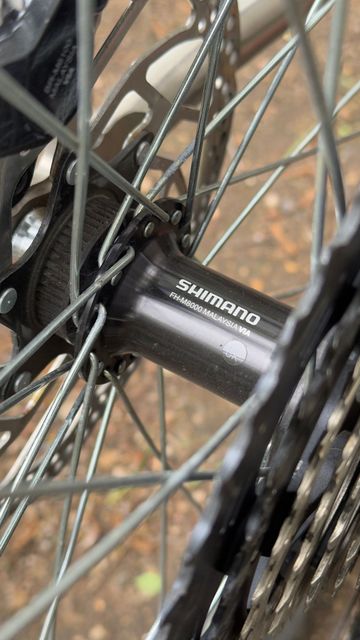 Used Gilbertson Custom Shimano SLX 2016 Mountainbike, Light Gray — image 14 of 15