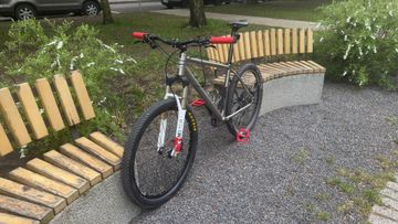 Used Gilbertson Custom Shimano SLX 2016 Mountainbike, Light Gray — image 5 of 15