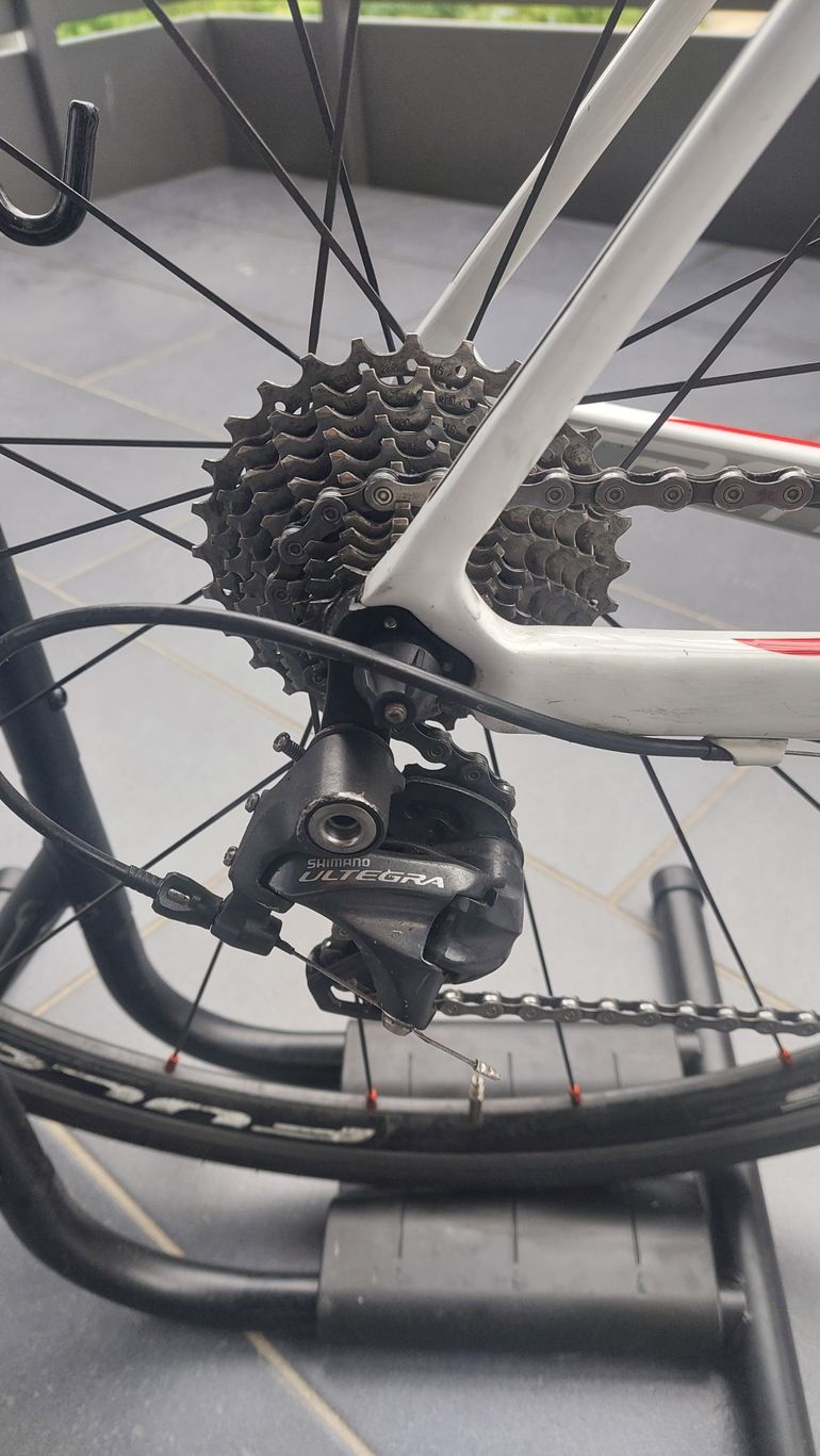 Used Specialized Tarmac Shimano Ultegra 2012 Road & Gravel, White — image 5 of 6