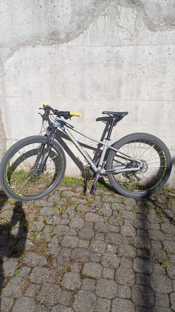 Used Specialized Men's Pitch Comp 27.5 2018 2018 Mountainbike, Light Gray, 27.5 — image 3 of 7