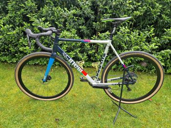 Used Cinelli Zydeco 2023 2023 Road & Gravel — image 2 of 9