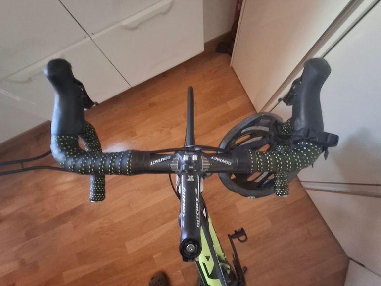 Used Giant Giant TCR Advanced Ultegra 2015 Road & Gravel — image 1 of 5