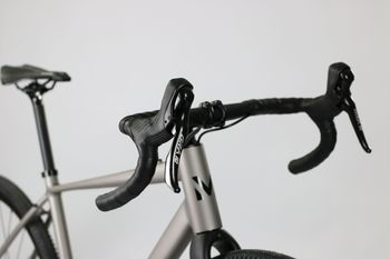 Used Mai Indie 200 Aluminium Gravelbike Sensah GRA10 2026 Road & Gravel — image 5 of 9