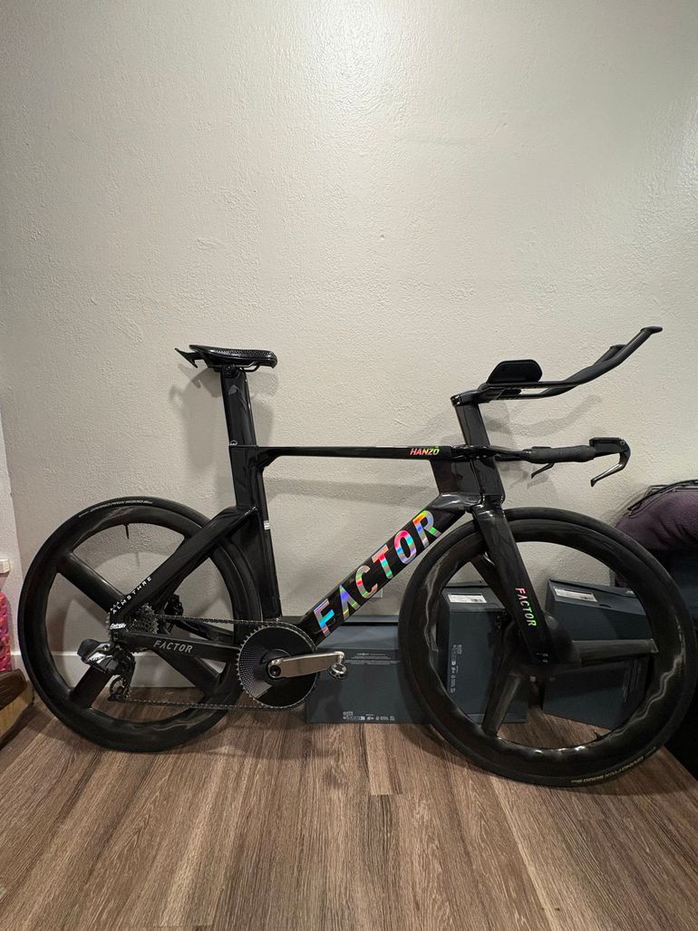 Used Factor HANZO Frameset Premium 2025 2025 Road & Gravel, Black — image 1 of 11