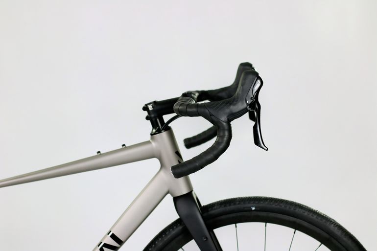 Used Mai Indie 200 Aluminium Gravelbike Sensah GRA10 2026 Road & Gravel — image 2 of 9