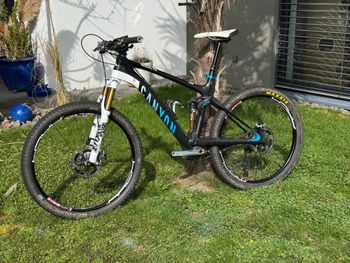 Used Canyon Nerve CF 9.0 LTD 2014 2014 Mountainbike — image 2 of 3