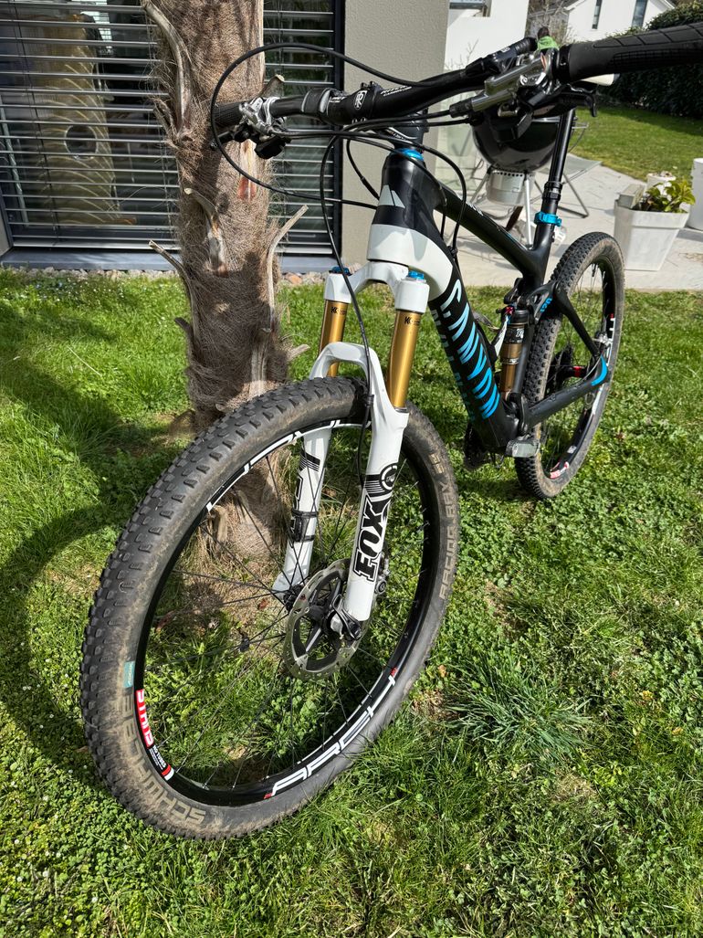 Used Canyon Nerve CF 9.0 LTD 2014 2014 Mountainbike — image 3 of 3