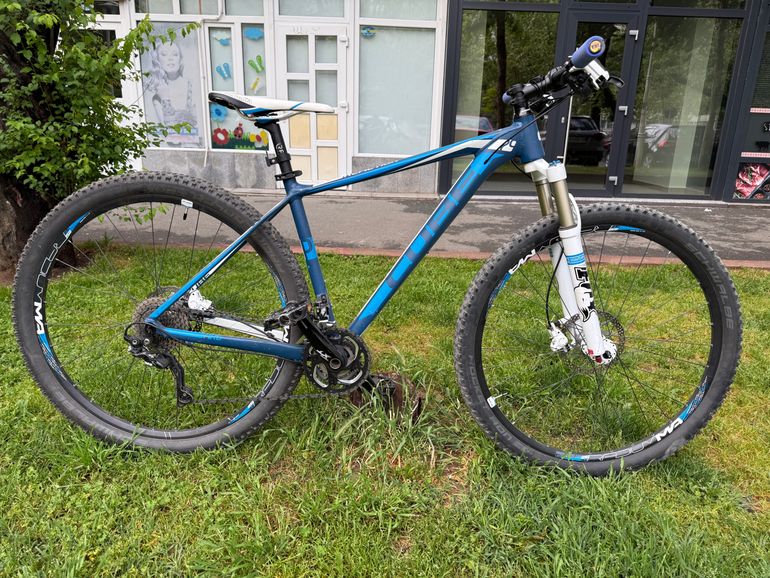 Used CUBE Reaction Shimano Deore XT 2016 Mountainbike — image 1 of 9