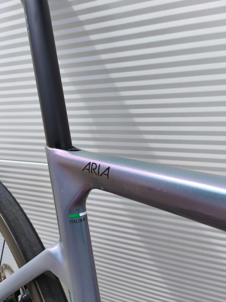 Used Bianchi Aria - Ultegra Di2 2022 2022 Road & Gravel — image 10 of 13
