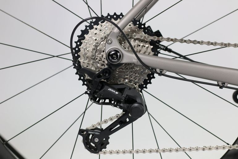 Used Mai Mai Indie 600 Aluminium Gravelbike Shimano GRX 600 1x11 2026 Road & Gravel, Hellgrau — image 5 of 10