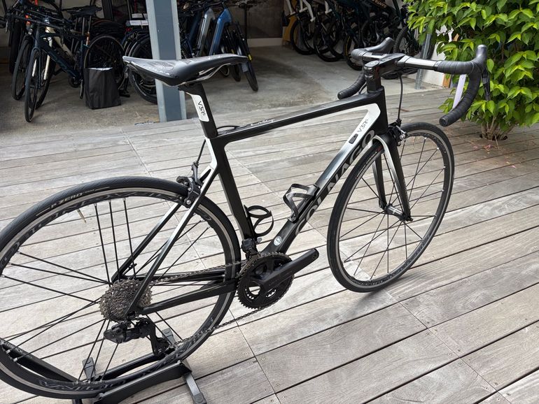 Used Colnago V3Rs Ultegra Di2 2022 Road & Gravel — image 3 of 5