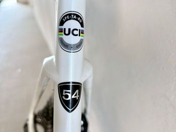 Used Specialized Tarmac SRAM Rival eTap AXS 2021 Road & Gravel, White — image 10 of 11