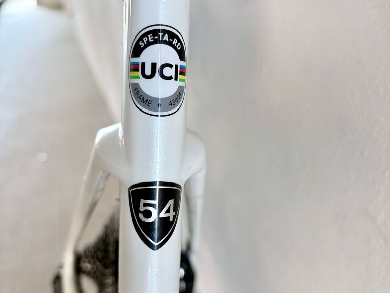 Used Specialized Tarmac SRAM Rival eTap AXS 2021 Road & Gravel, White — image 10 of 11
