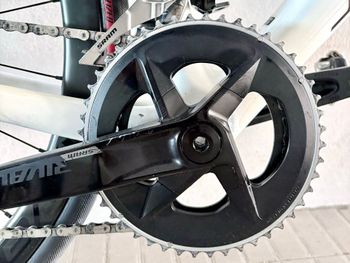 Used Specialized Tarmac SRAM Rival eTap AXS 2021 Road & Gravel, White — image 7 of 11