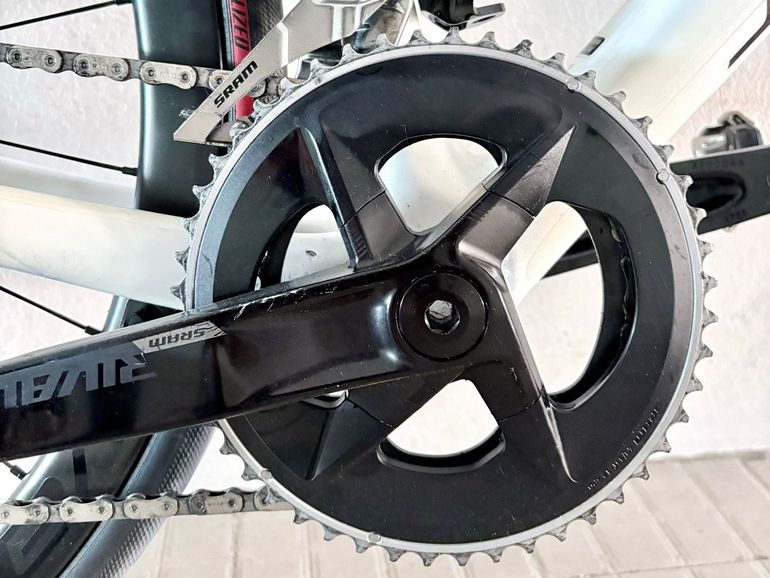 Used Specialized Tarmac SRAM Rival eTap AXS 2021 Road & Gravel, White — image 7 of 11