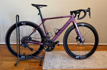 Used Canyon Ultimate Shimano Ultegra Di2 2024 Road & Gravel