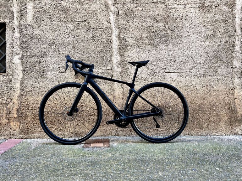 Used BMC Roadmachine TWO 2026 2026 Road & Gravel, Black — image 11 of 18
