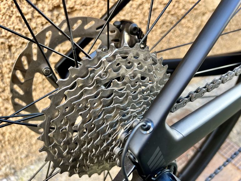 Used BMC Roadmachine TWO 2026 2026 Road & Gravel, Black — image 5 of 18