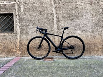 Used BMC Roadmachine TWO 2026 2026 Road & Gravel, Black — image 12 of 18