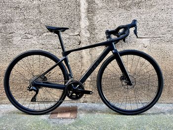 Used BMC Roadmachine TWO 2026 2026 Road & Gravel, Black — image 3 of 18